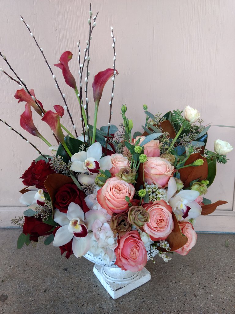 Crescenta Valley Flowers, a Funeral and Sympathy Florist near La